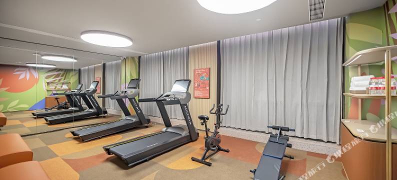 桔子酒店(重庆南滨路后堡地铁站店)图片