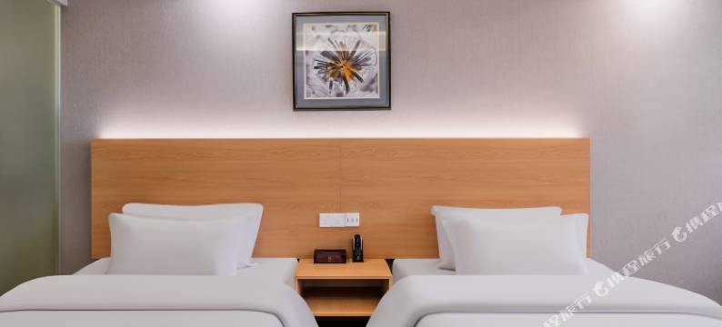 慧选酒店(重庆汽博中心金童路轻轨站店)图片