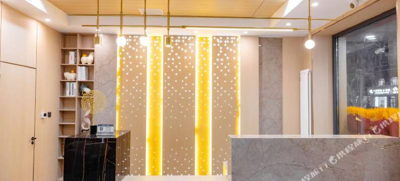 朗悦轻奢酒店图片