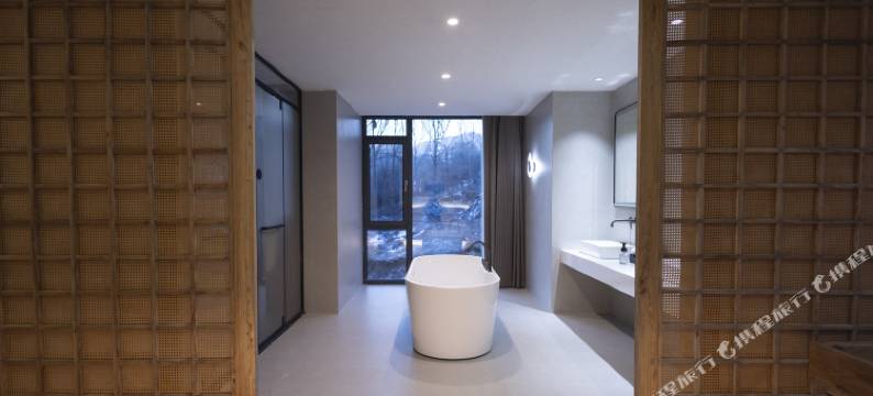 桦树林·伴山观景侘寂美学Villa度假民宿(五爷庙殊像寺店)图片