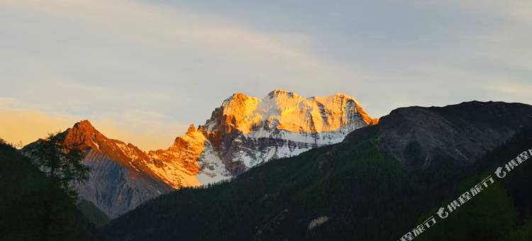 BORE亚丁般若秘境酒店图片