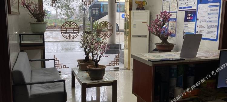 逸龙商务酒店(武汉天河机场店)图片