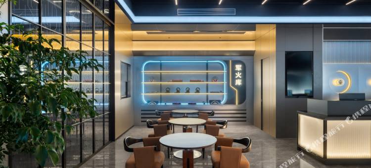 REMAX热麦电竞酒店(台州现代天地耀达路店)图片