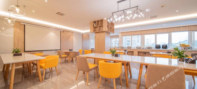 格林豪泰酒店(南通通京大道教育路店)图片