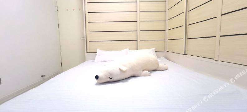 房东小彤彤公寓(车站北街分店)图片