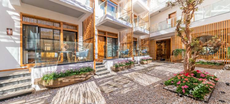 泸沽湖叙旧锦瑟里民宿图片