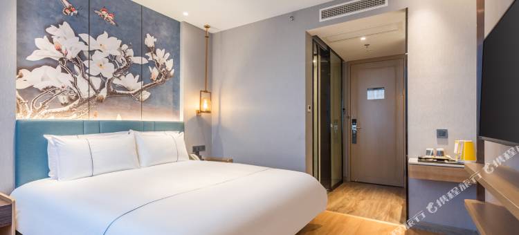 白玉兰酒店(长沙省政府桂花坪地铁站店)图片