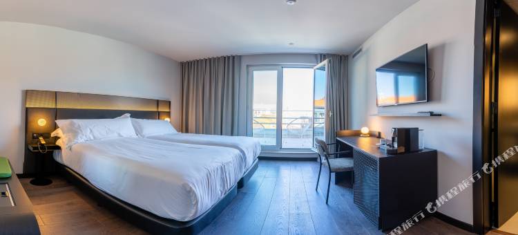 Chic & Basic Gravity图片