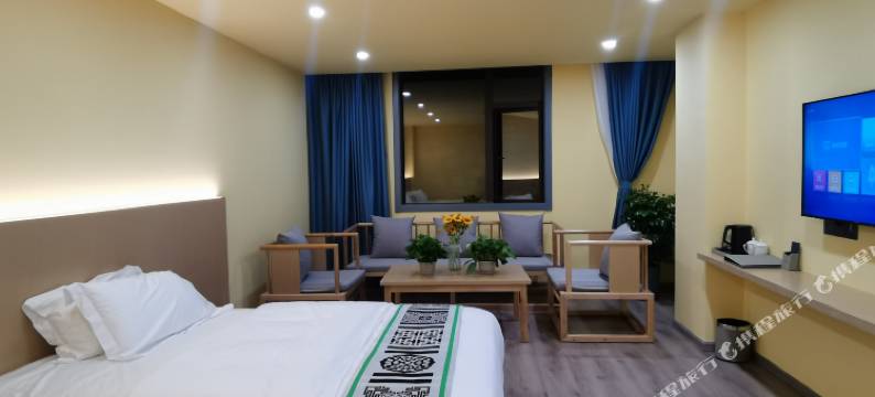 阿拉羌色大酒店图片