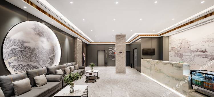 白玉兰酒店(沈阳市府广场中街步行街店)图片