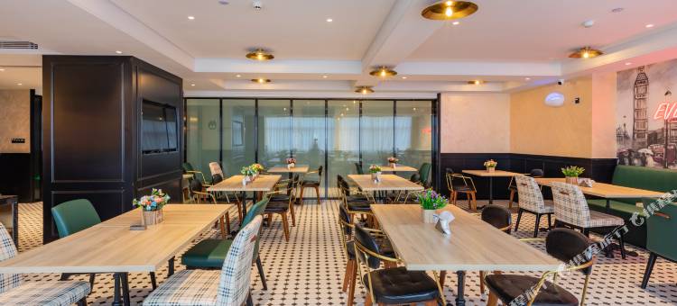 城市精选酒店(南宁广西大学动物园地铁站店)图片