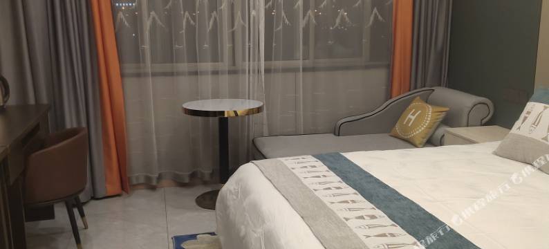 金华柏豪电竞酒店图片