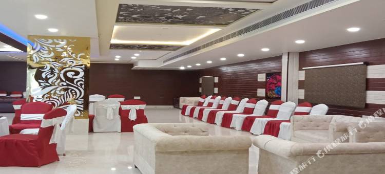 阿拉德纳酒店(Hotel Aradhna Inn)图片