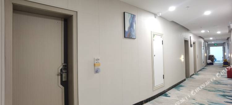 City·莲江园·智能影院酒店(汽车站店)图片