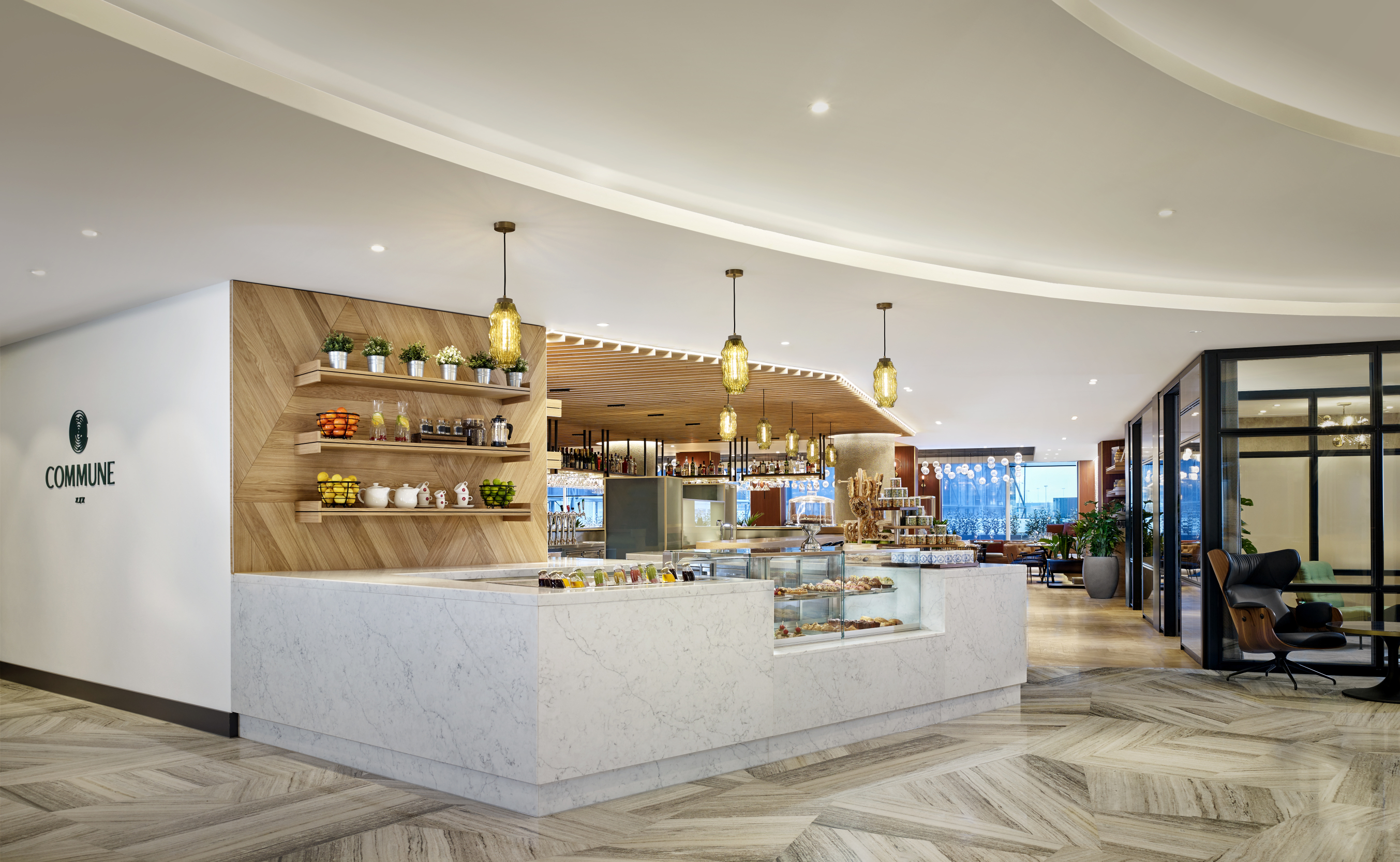 Sheraton Amsterdam Airport Hotel and Conference CenterOver view