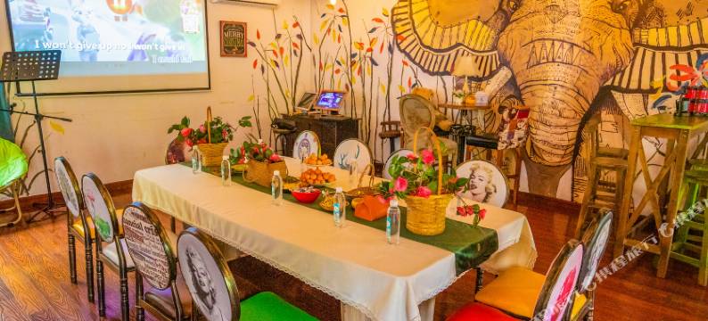 宁波奇遇谷民宿(溪口景区店)图片