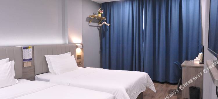 7天优品Premium(郴州火车站友阿广场店)图片