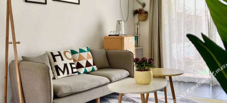 威海时光里民宿(高铁站韩乐坊店)图片