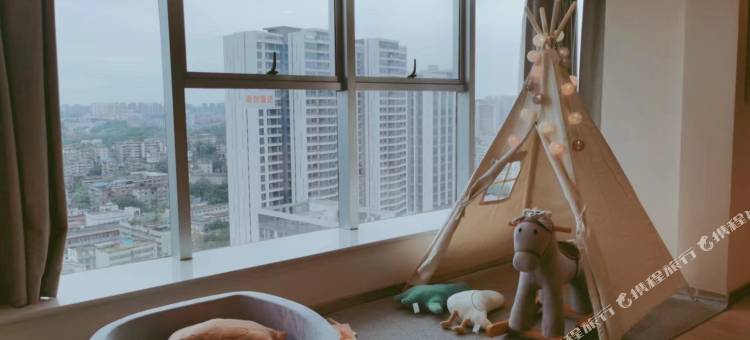 云孚里酒店(自贡彩灯公园梵华购物广场店)图片