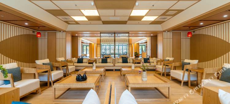 太阳城堡开蔓酒店(蔚蓝海岸店)图片