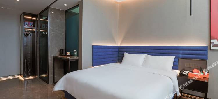 寓约电竞酒店(南昌红谷滩铜锣湾广场店)图片