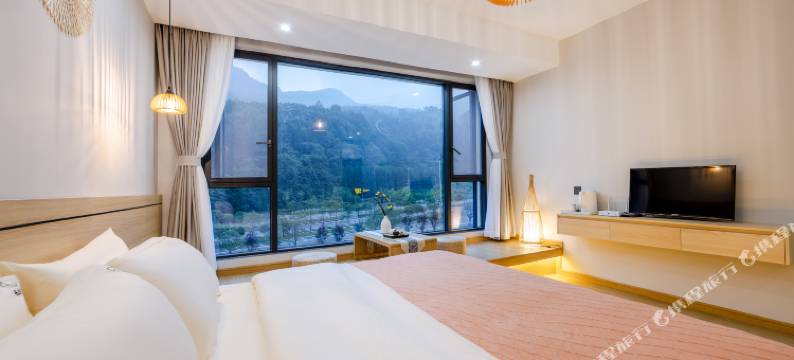 西岭雪山云上小筑民宿图片