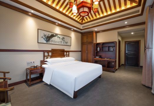 张家界酒惜味古衞城庄园外景图