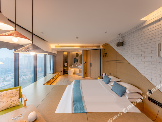 自贡北斗轻奢酒店(自贡华商店)