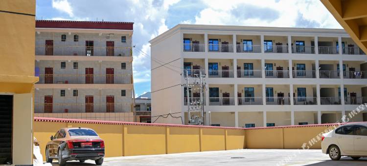 拉萨云萨酒店图片