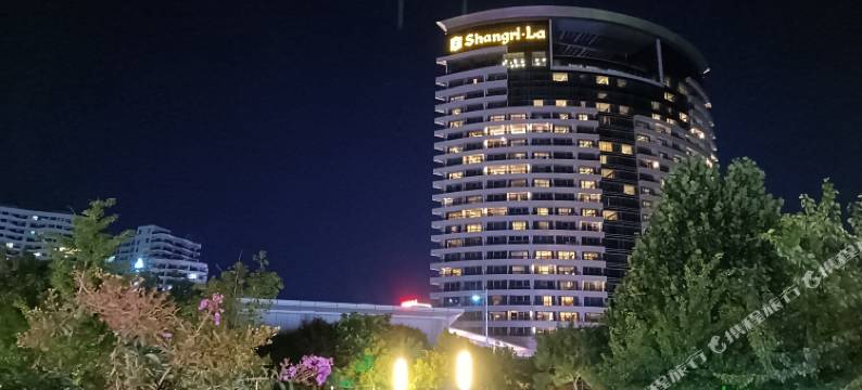 玩美设计师电竞公寓(秦皇岛茂业天地燕山大学店)图片