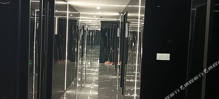 天门光致电竞酒店(万达广场店)图片