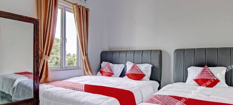 OYO 92081 马洛拉家庭旅馆(RedDoorz Near Parit Indah Pekanbaru)图片