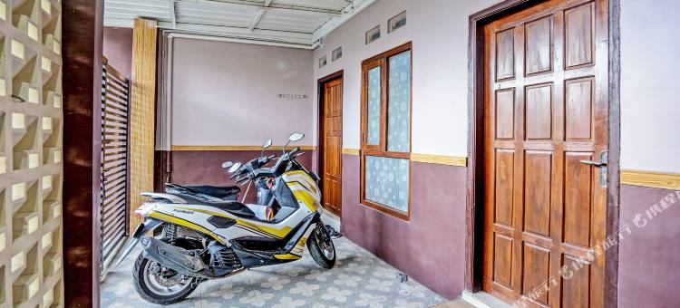 O酒店索巴特伊真家庭旅馆靠近普伦森根河(Hotel O Sobat Ijen HomestayNearSungai Prengsengan)图片