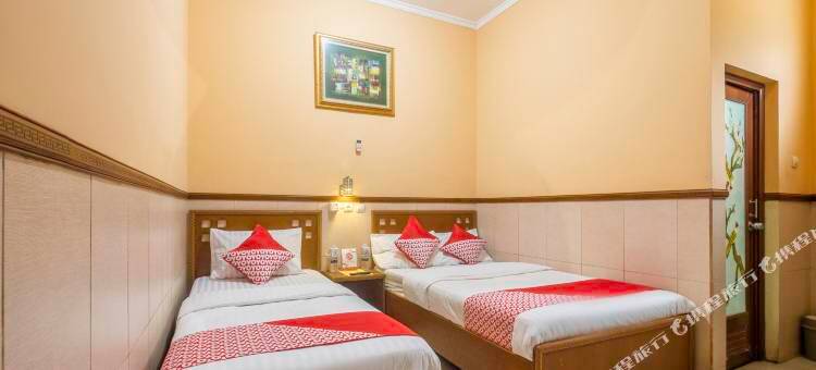 O系列克邦哲鲁克酒店-近市政厅花园(Collection O Kebon Jeruk Near Taman Balai Kota)图片