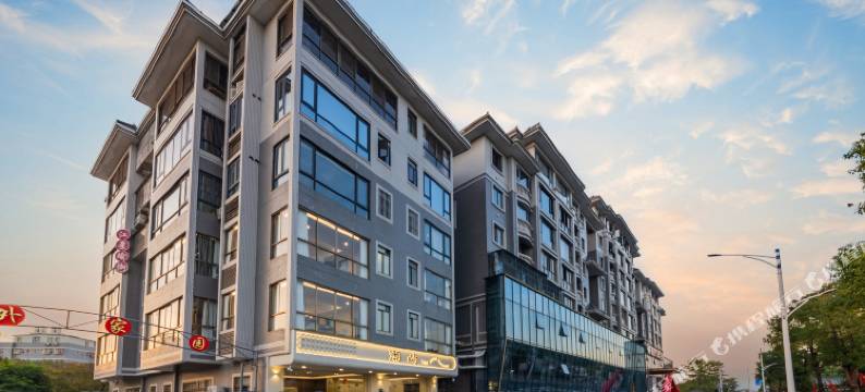 潮屿·江景凤凰绿地度假美宿(潮州古城牌坊街店)图片