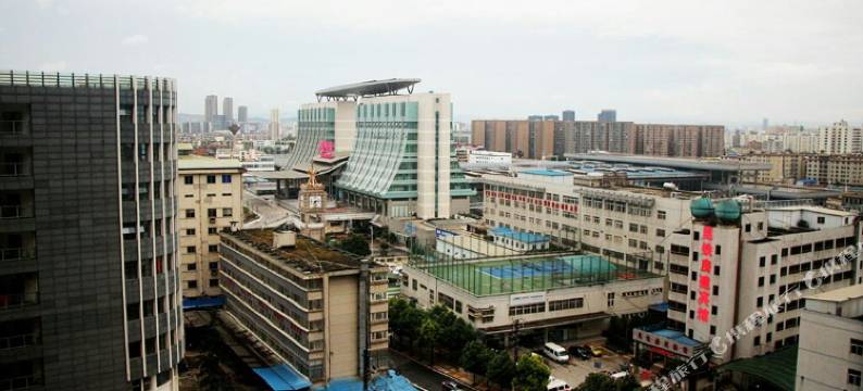 云城民宿(昆明火车站地铁站鑫都韵城店)图片