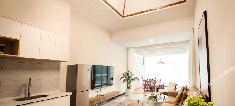 抚仙湖悦途隐宿酒店图片