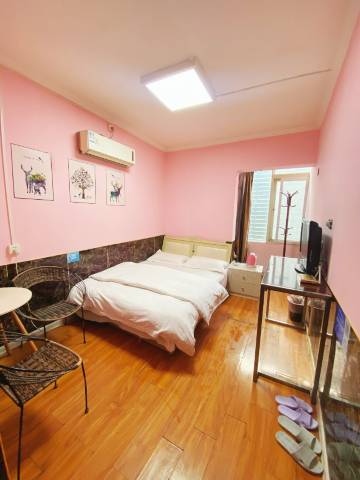 宾悦民宿(西安火车站店)