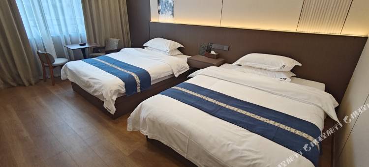 沐雅美宿酒店(泰安泰山万达广场会展中心店)图片