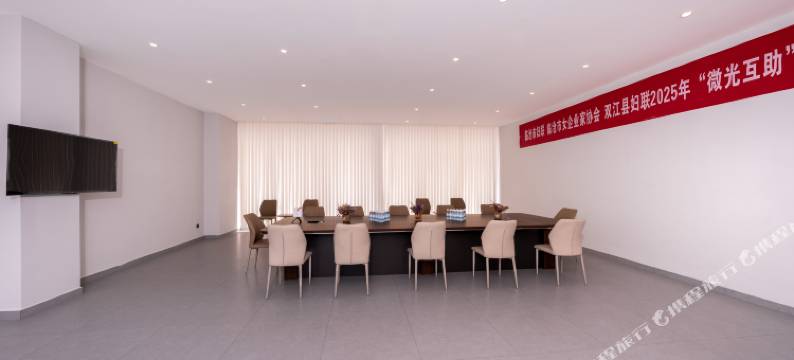 舒心七彩大酒店图片