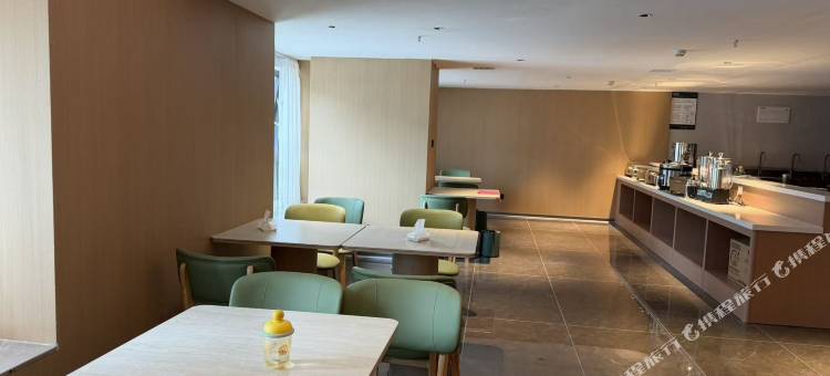 亚悦酒店(贵阳北站店)图片