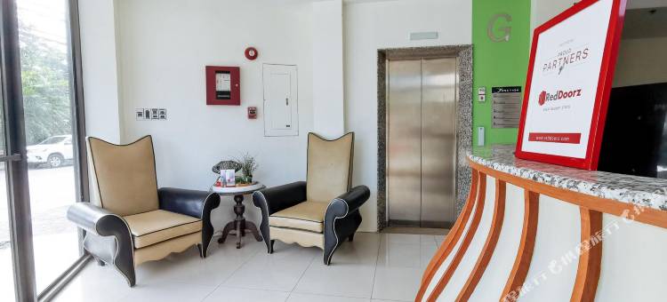 红多兹Plus酒店-近达沃菲律宾中央银行(RedDoorz Plus Near Bangko Sentral Ng Pilipinas Davao)图片