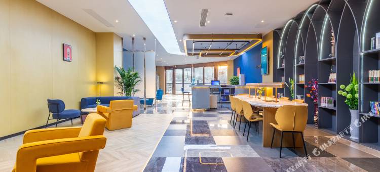 兰欧尚品酒店(铜仁万山区西南商贸城店)图片