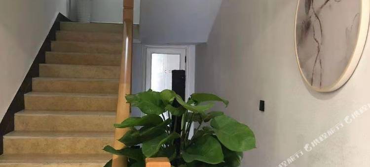 信阳荷遇美宿图片