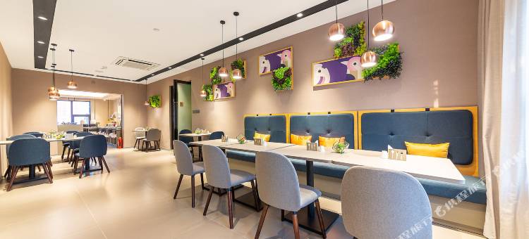 如家睿柏·云酒店(安顺古城历史文化街区火车站店)图片