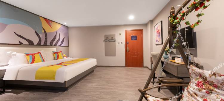 派酒店(中山小榄高铁站东升国宴店)图片