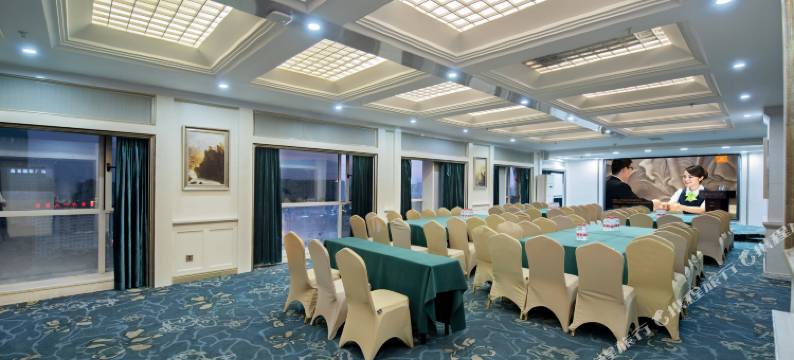 维也纳国际酒店(长沙贺龙体育馆黄土岭地铁站店)图片