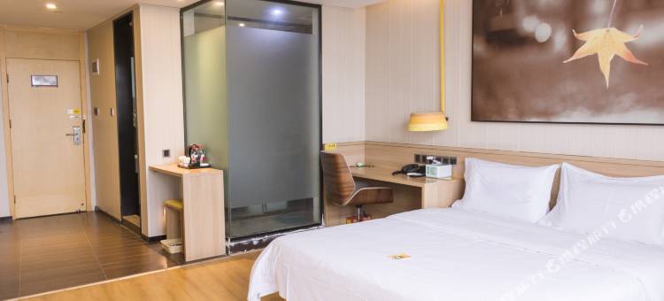 IU酒店(隆昌恒信购物中心店)图片