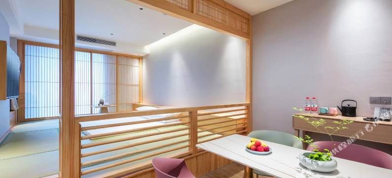 鹿岛鹿角日式榻榻米酒店(临平新天地店)图片