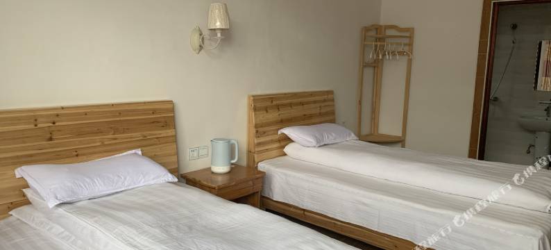 婺源红枫驿馆图片